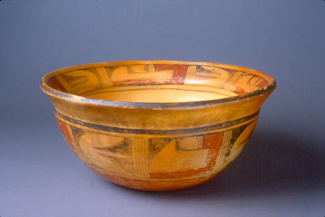 1996-04 Worn Sikyatki Revival Stew Bowl – Polychromatic Design