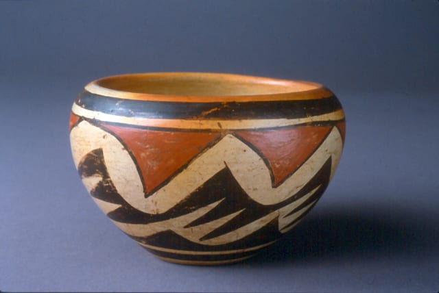 1997-01 Small Bowl with Simple Polychrome Design