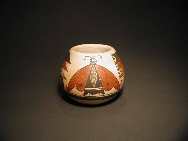 2001-03 Jar with Sikyatki Butterfly Design