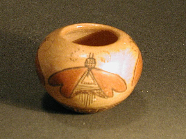 2005-10 Tiny Bowl with Butterflies and Fret