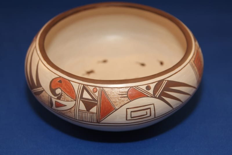2010-25 Bowl with Avian, Frog, and Tadpole Design