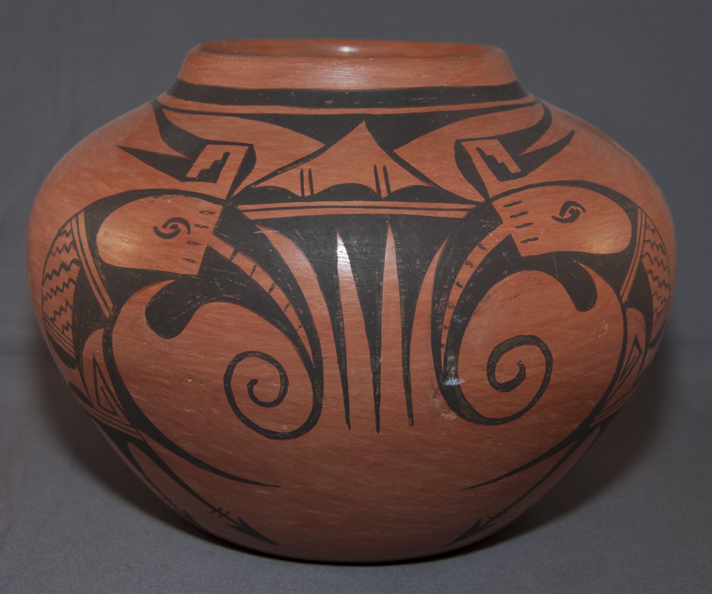 2011-15 Large Redware Pot With Monochromatic Two-Bird Design