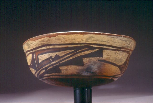 1990-03 Polacca Mutton Stew Bowl with Arabesque Design