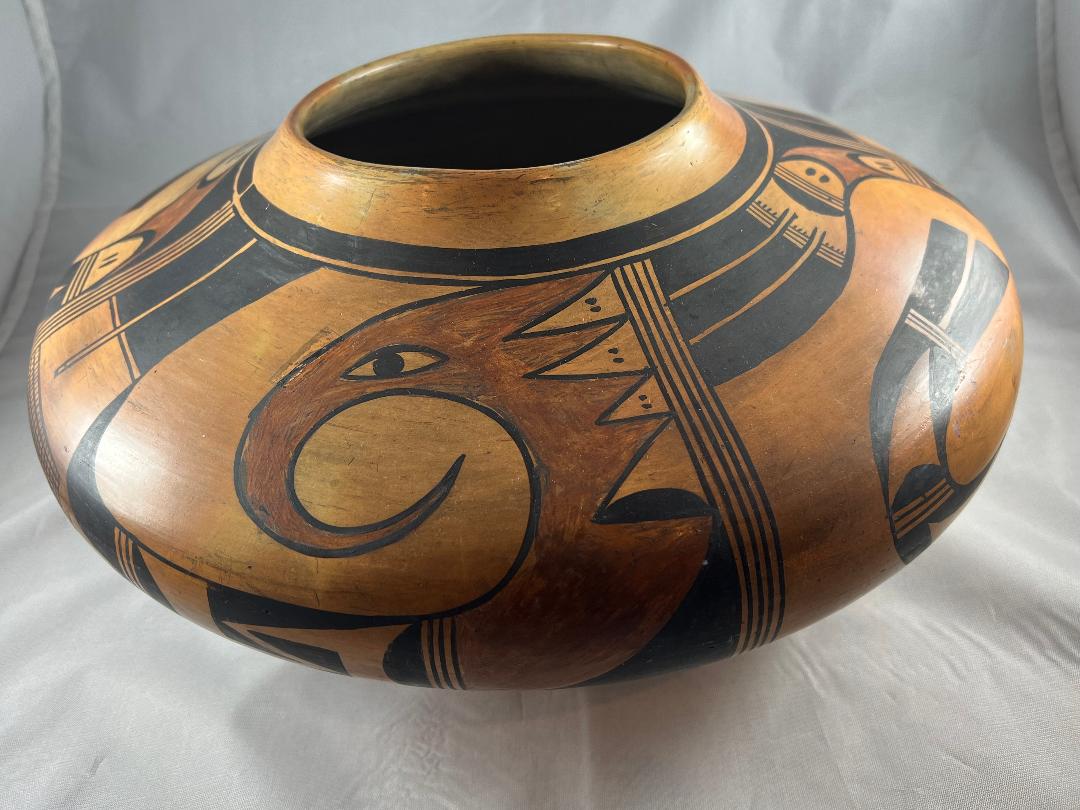 2021-16 Very large seedpot with avian and serpent decoration