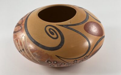 2023-05  Damaged pot with abstract design