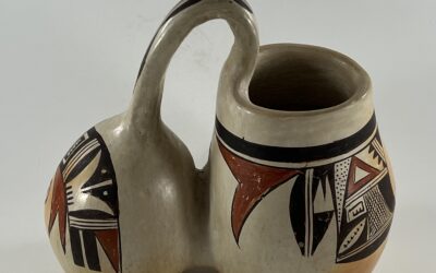 2026-01:  Double-lobed canteen