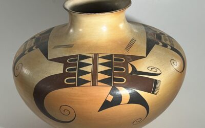 2026-03 Jar with avian and eagle-tail designs